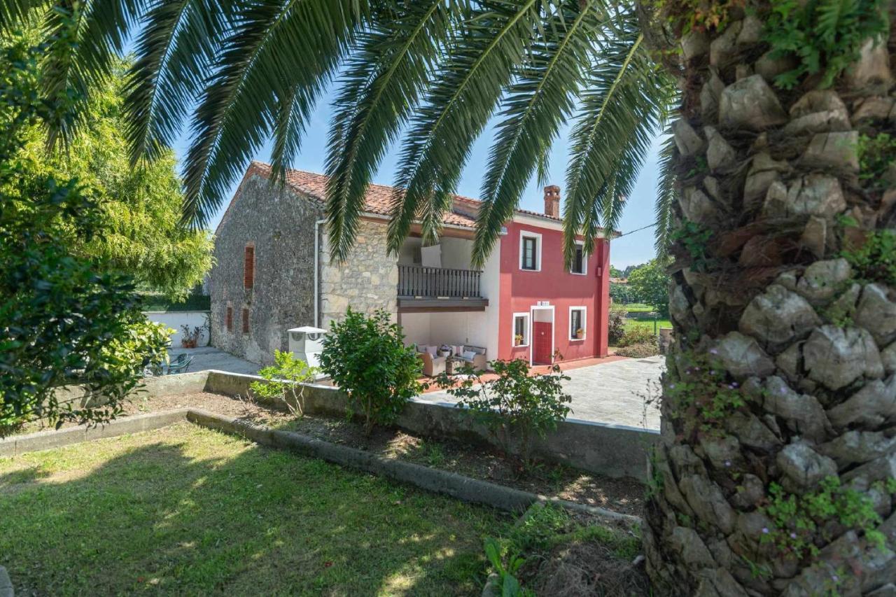 Casa La Venta De Pedro Villa Ribadesella Eksteriør billede
